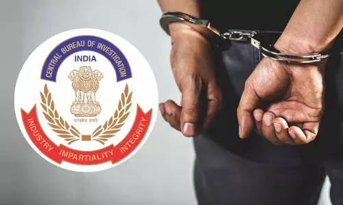 CBI Nabs Income Tax Inspector and Middleman in ₹70,000 Bribery Case