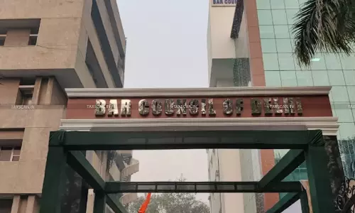 Bar Council of Delhi Cancels Licenses of Over 100 Advocates for Fake Degrees [Read Notification]