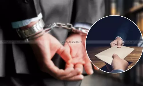 CBI Court Sentences Chief Commissioner and Income Tax Officer to Four Years in Prison for Bribery CBI Court Sentences Chief Commissioner and Income Tax Officer to Four Years in Prison for Bribery