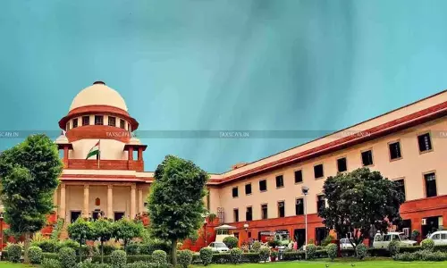 Supreme Court Dismisses Curative Petition, Upholds Limitation Period of 3 months for Proceedings under Customs Act [Read Judgement]
