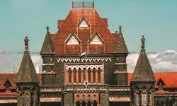 Prolonged Trustee Suspension - Sealed Records Left Trust - Unable to File Returns - Bombay HC - Condones Delay - Six Assessment Years Prolonged Trustee Suspension - Sealed Records Left Trust - Unable to File Returns - Bombay HC - Condones Delay - Six Assessment Years