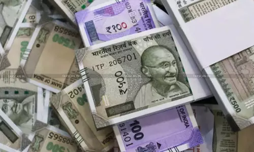 Indian Currency is ‘Goods’ Under Customs Act, Seizure without issuing SCN within Six Months is Illegal: Madras HC [Read Order]
