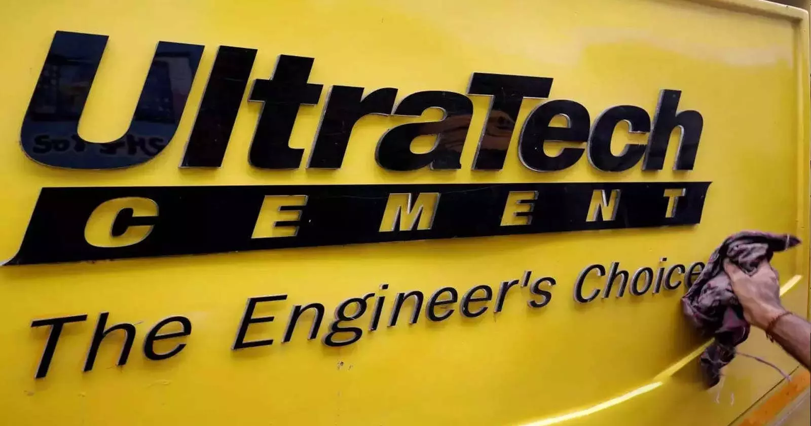 Freight Concession Under Wagon Investment Scheme Not Taxable: CESTAT Quashes Service Tax Demand on UltraTech Cement [Read Order]